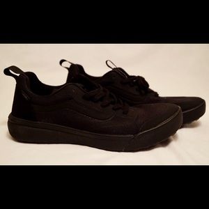 Vans UltraRange Rapidweld shoes